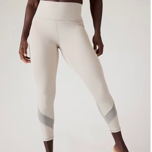 NWT ATHLETA Salutation Stash High-Rise Mesh 7/8 Leggings Size XL
